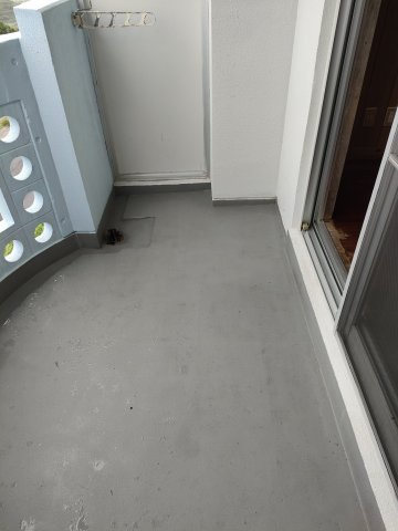 ウイングスヒル上原のバルコニー