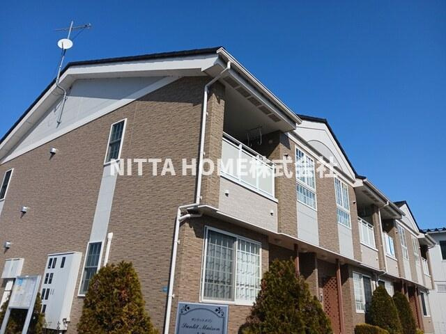豊岡市昭和町のアパートの外観|コンビ二やスーパーなどが徒歩近く◎