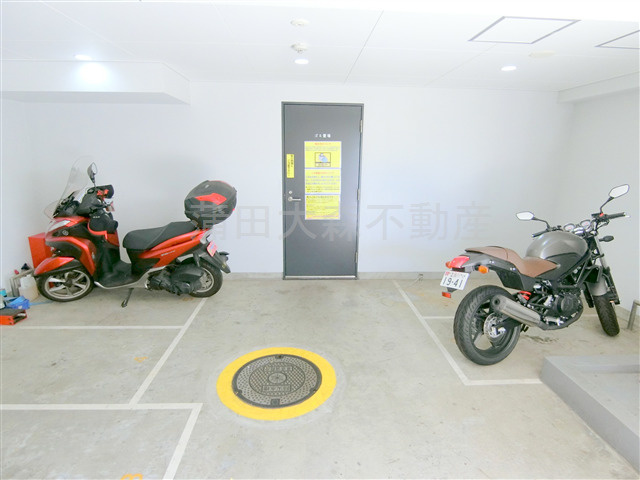 メインステージ蒲田Ⅵエグザのその他共用部分|敷地内バイク置き場　空き状況等詳細はお問合せください。
