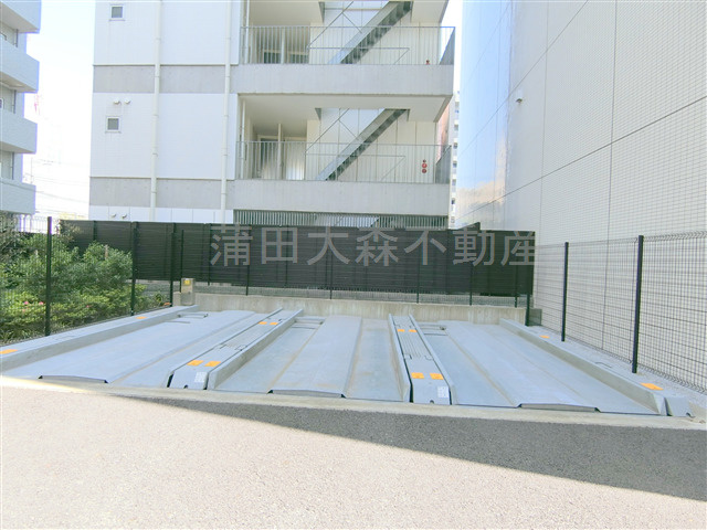 メインステージ蒲田Ⅵエグザの駐車場|敷地内駐車場　空き状況等詳細はお問合せください。