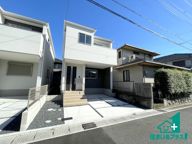 ★17(土)18(日)現地見学可能！★宇治市広野町寺山　第1期　ラスト1邸の外観|安心の10年保証！外観を美しく保ち、雨水で汚れを落とします！気になることがありましたら、お気軽にお問い合わせください！