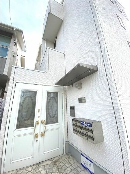 White Houseのエントランス