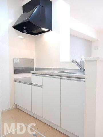 徳島市津田本町３丁目のアパートのキッチン