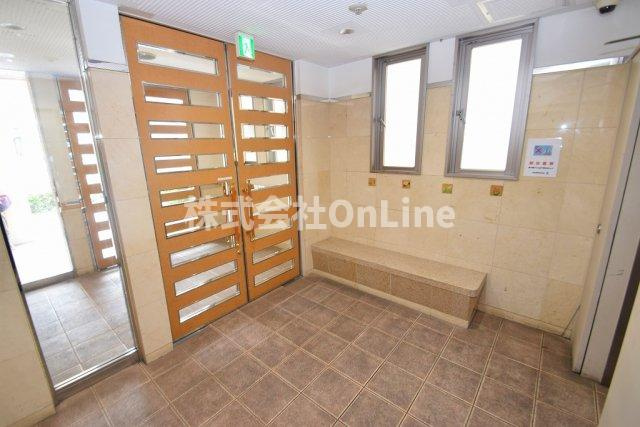 大阪市東成区深江北２丁目の賃貸マンションのロビー