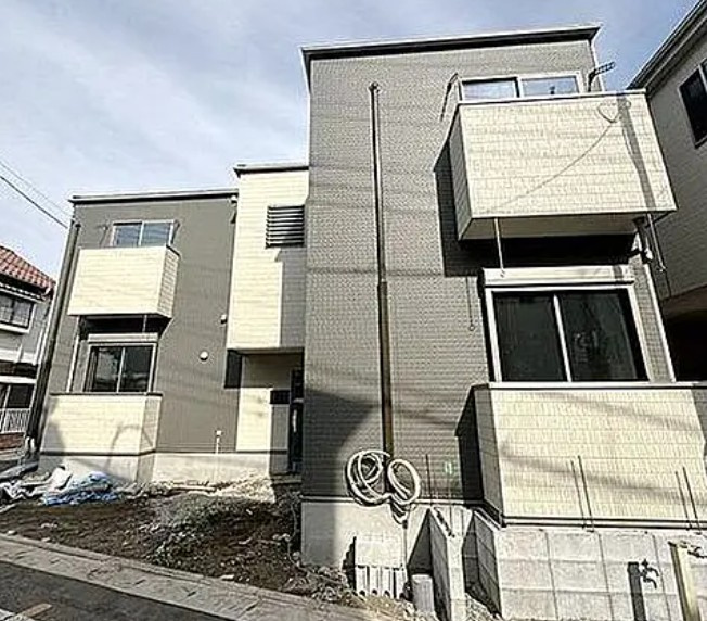 スプリングガーデン上福岡のエントランス|同物件別号室参考写真です。