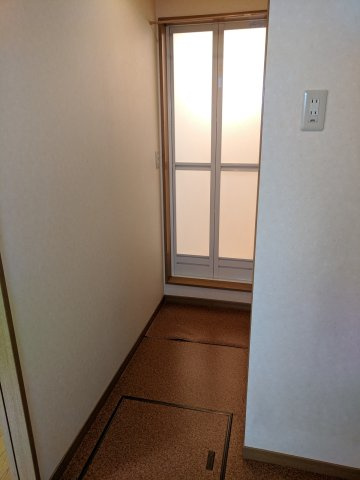 コーポハイブリッジの内装