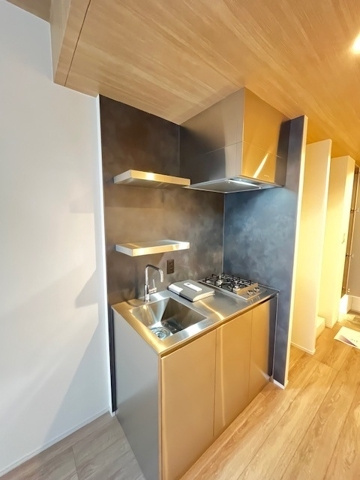 新品家具付きマンション新宿18(KaGood東京)のキッチン