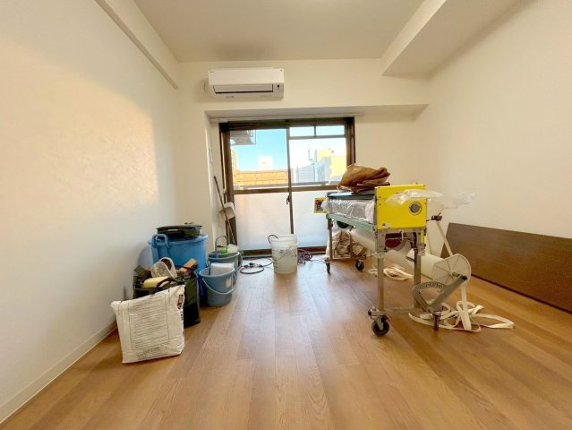 ローズコーポ西中島の寝室
