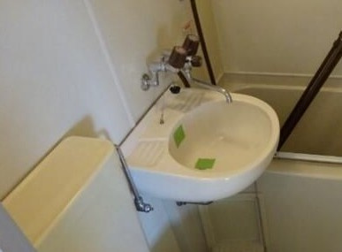 メゾン林間の洗面所