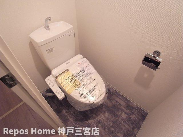 セレニテ神戸元町クレアのトイレ