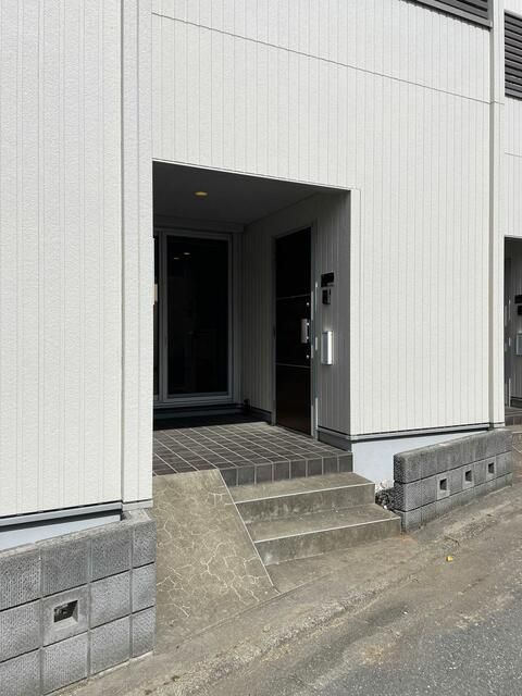 メゾネット桜台のエントランス