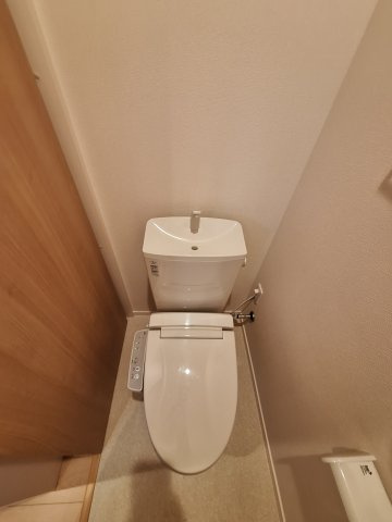 エステート小竹向原のトイレ|※同建物別号室画像