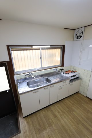 【キッチン】 | 西板持町戸建