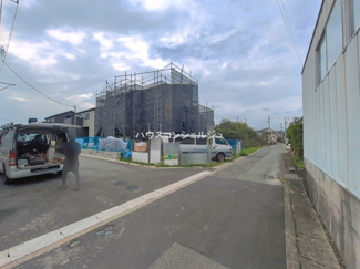 【前面道路含む現地写真】 | 名古屋市港区船頭場１丁目304【仲介手数料無料】新築一戸建て　9号棟