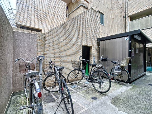 ライオンズマンション中野第三のその他共用部分|駐輪場