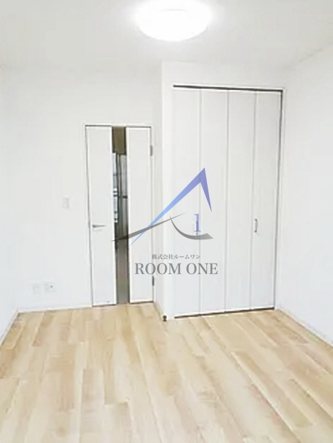 アーバンドェリングの居間・リビング|洋室のお部屋です。