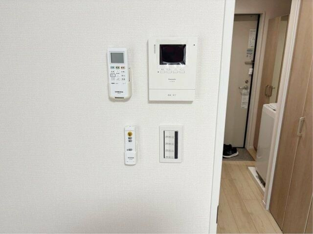 ラフィーネ西横浜の玄関