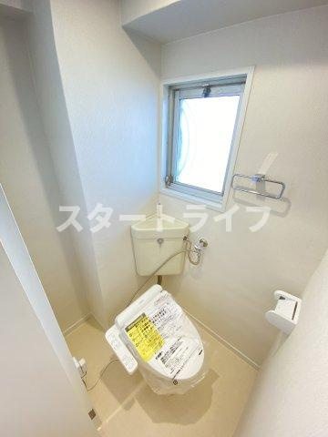 大阪市東淀川区東中島１丁目の賃貸マンションのトイレ
