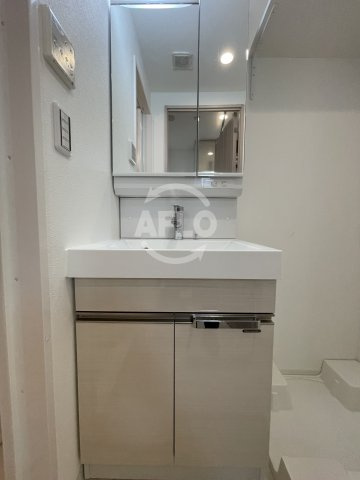 ワールドアイ難波南PORTAの洗面所|ワールドアイ難波南PORTA　洗面所