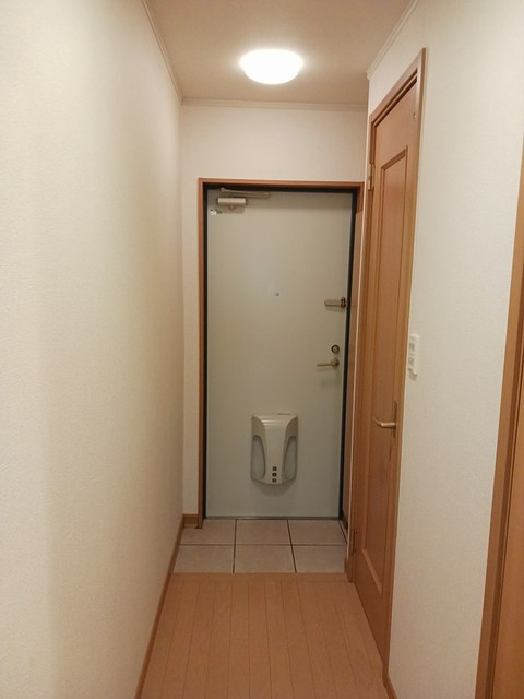 メープル神戸住吉の玄関