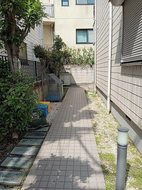 メゾンスズエンのエントランス
