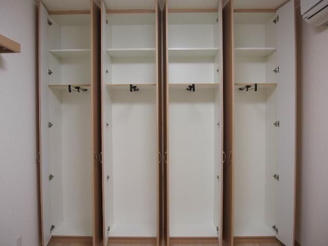ルーブル品川西小山の収納