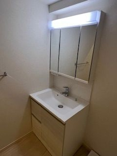 秋津高山館の独立洗面台