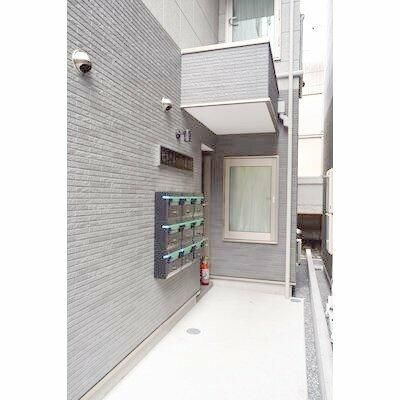 ゼネラルハイツ北千住のエントランス
