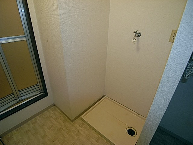 寝屋川市宝町のハイツのその他