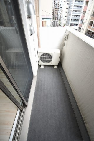 セレニテ上町台のバルコニー