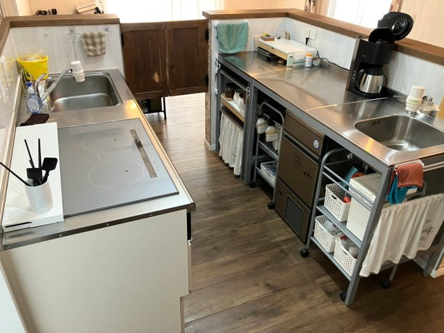 中古戸建　稲沢市平和町丸渕上　平成14年築の独立洗面台