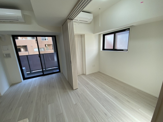【居間・リビング】ONE ROOF RESIDENCE TAMACHI