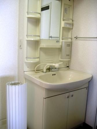 リーブル町屋の洗面所