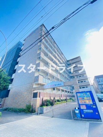 大阪市淀川区西三国１丁目の賃貸マンションの外観