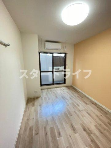 大阪市淀川区西三国１丁目の賃貸マンションの寝室