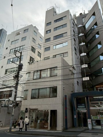 南青山池田ビル　1Fの外観