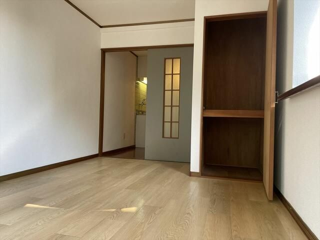ヒルズイシダⅡの居間・リビング