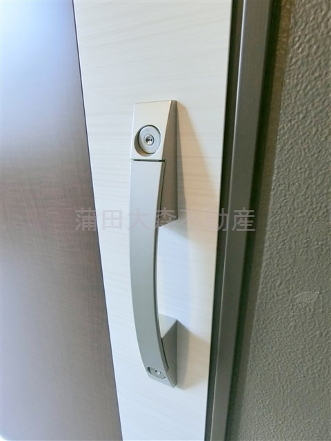 プライマル蒲田の玄関