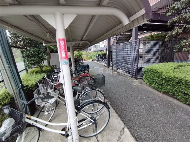 【駐輪場】の画像