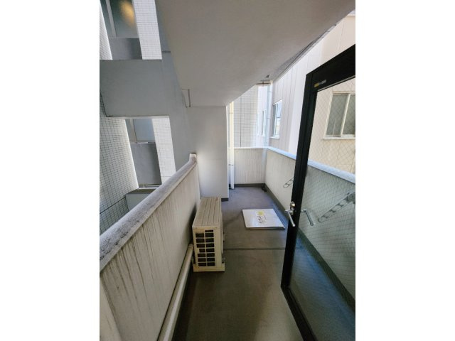デュアレス千代田三崎町の内装|明るい室内です