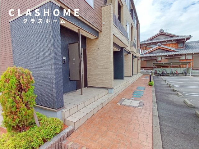 ラフレシール　　刈谷市の賃貸ならクラスホーム刈谷店のエントランス
