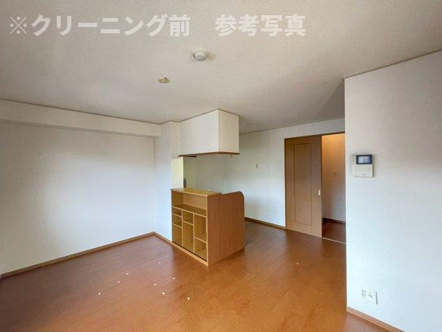 ロイヤルガーデン北屋敷Ⅱの居間・リビング|リビング