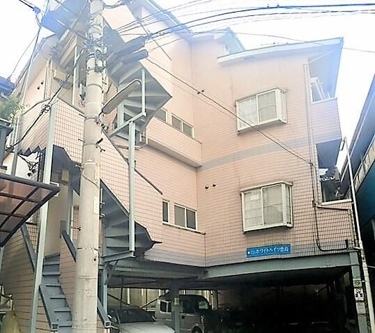 ホワイトハイツ豊島の外観