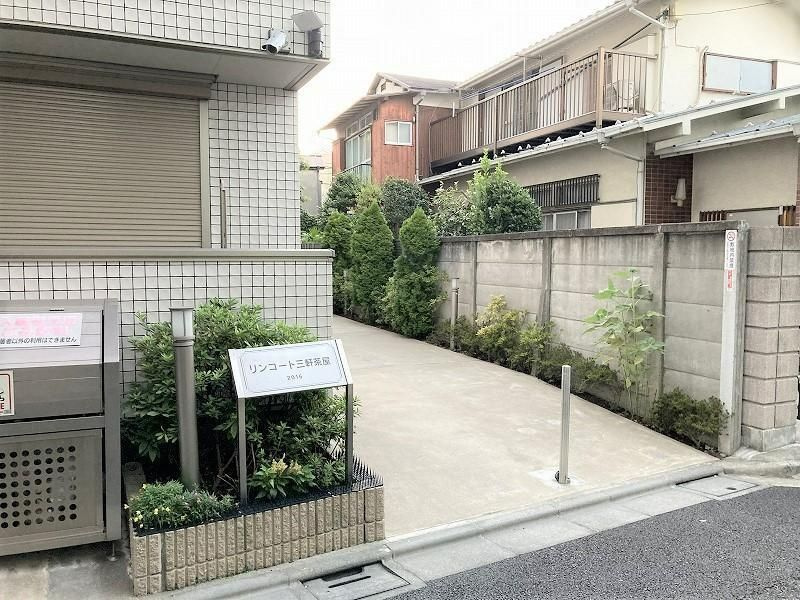 リンコート三軒茶屋のエントランス