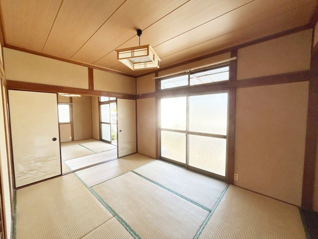 防府市岸津二丁目　戸建ての和室