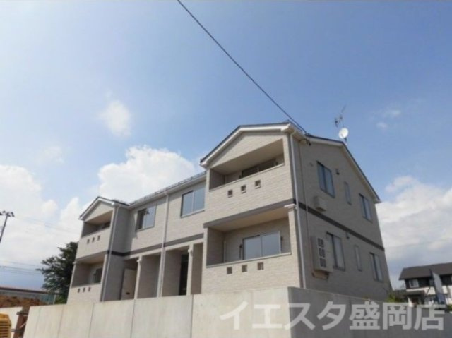 ルーナ・クレシェンテの外観
