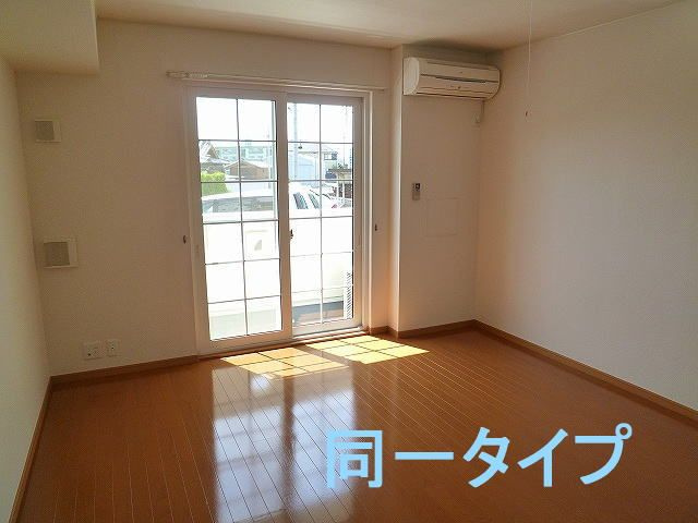 ミニョン　ソレイユ　　刈谷市の賃貸ならクラスホーム刈谷店の居間・リビング