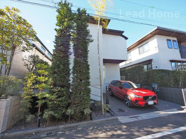 【外観】 | 大田区田園調布4丁目 | 落ち着いた街並みになじむ素敵な佇まいが印象的！ご家族で穏やかな日々を過ごせる魅力的な環境です！
