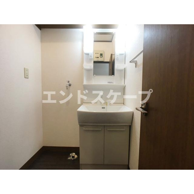 キャッスルAの洗面所|高崎、前橋のお部屋探しはエンドスケープまで！お客様の理想お聞かせ下さい♪