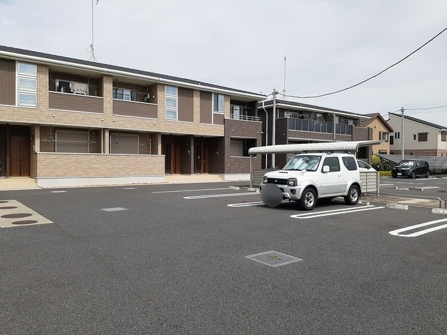 パインズ　グレイス　Iの駐車場